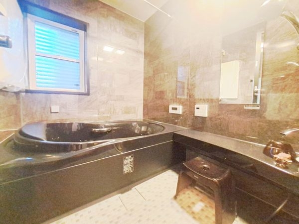 箕面市萱野５丁目　中古一戸建て