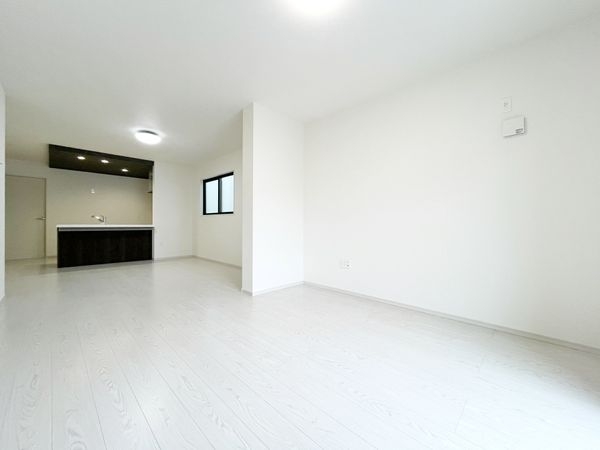 尼崎市塚口町６丁目　新築一戸建て　２期　１号棟