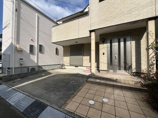 宝塚市高司１丁目の中古一戸建て
