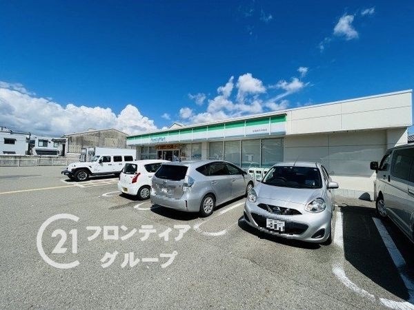 宝塚市高松町の中古一戸建て(ファミリーマート宝塚御所の前店)