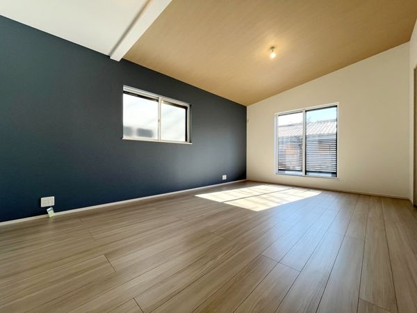 尼崎市東園田町３丁目　新築一戸建て