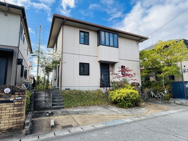 西宮市北六甲台３丁目の中古一戸建て