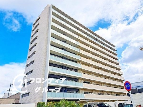 シャルマンフジスマート尼崎出屋敷駅前ステーショングリーン…