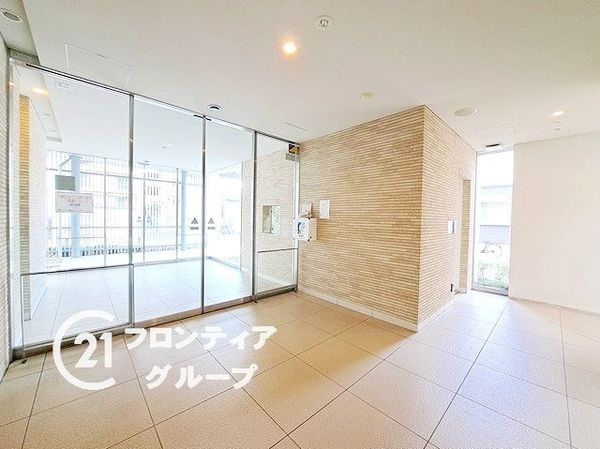 シャルマンフジスマート尼崎出屋敷駅前ステーショングリーン…