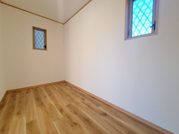 宝塚市宝梅３丁目の中古一戸建て