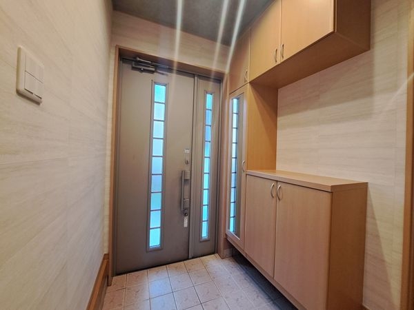 宝塚市宝梅３丁目の中古一戸建て