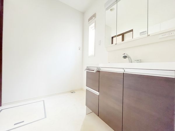 宝塚市山手台西４丁目の中古一戸建て
