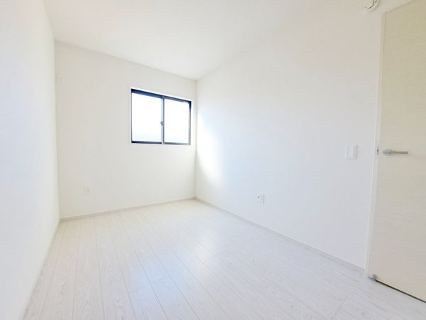 尼崎市武庫町３丁目　新築一戸建て　２期　３号棟