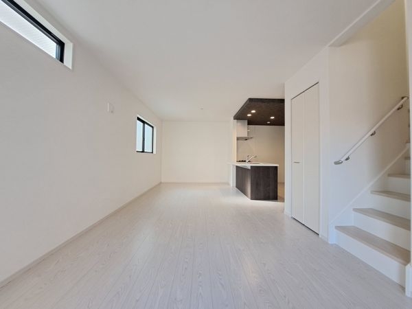 尼崎市武庫町３丁目　新築一戸建て　２期　３号棟