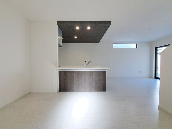 尼崎市武庫町３丁目　新築一戸建て　２期　２号棟