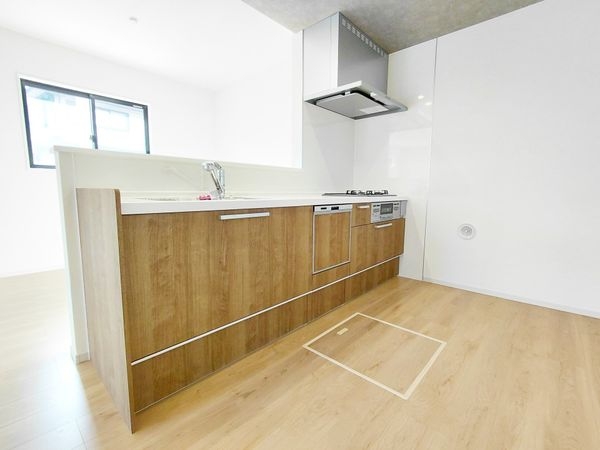 尼崎市武庫町３丁目　新築一戸建て　２期　１号棟