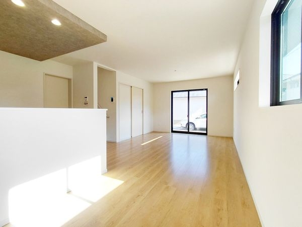 尼崎市武庫町３丁目　新築一戸建て　２期　１号棟