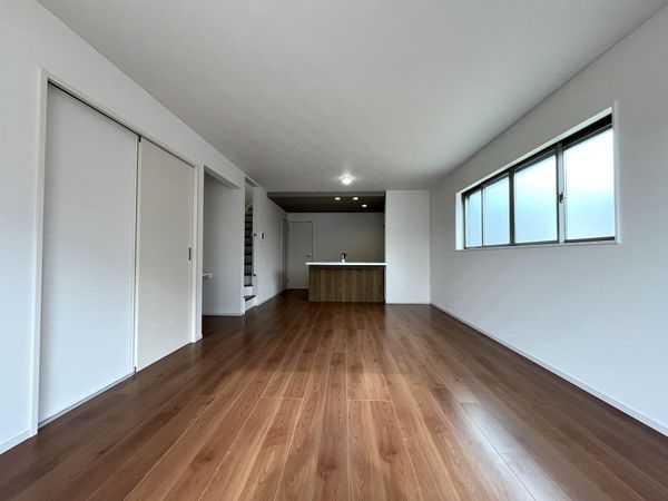 尼崎市食満３丁目　新築一戸建て　２期　全１区画