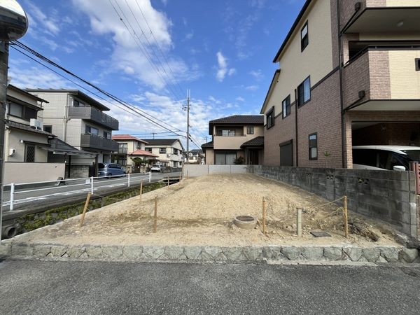 宝塚市光明町　新築一戸建て　1期　全１区画