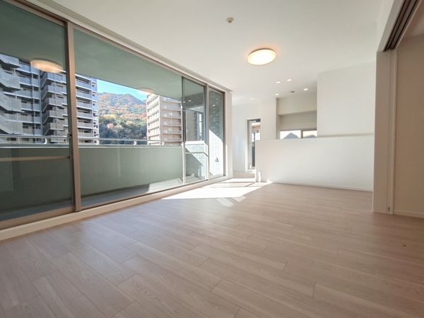 パークスクエア宝塚フォレストタワー　中古マンション