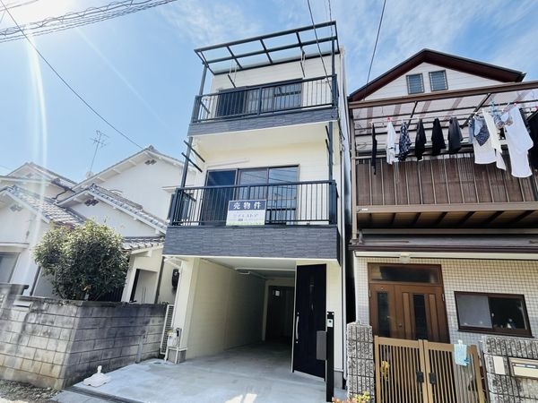 尼崎市東難波町４丁目　中古一戸建て