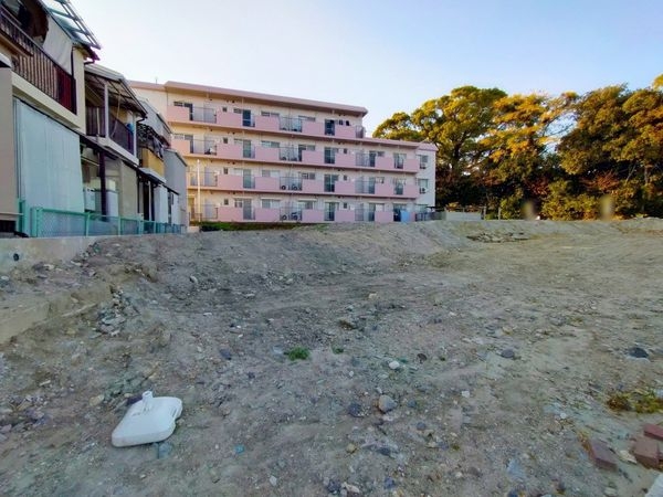 尼崎市東園田町１丁目　新築一戸建て　3期　1号棟