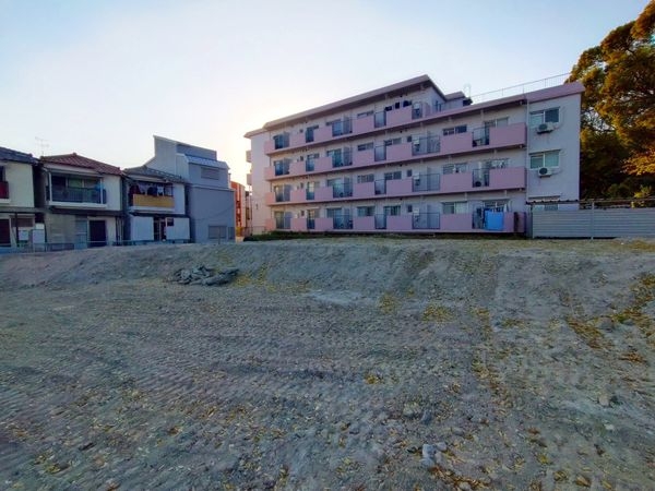 尼崎市東園田町１丁目　新築一戸建て　3期　２号棟