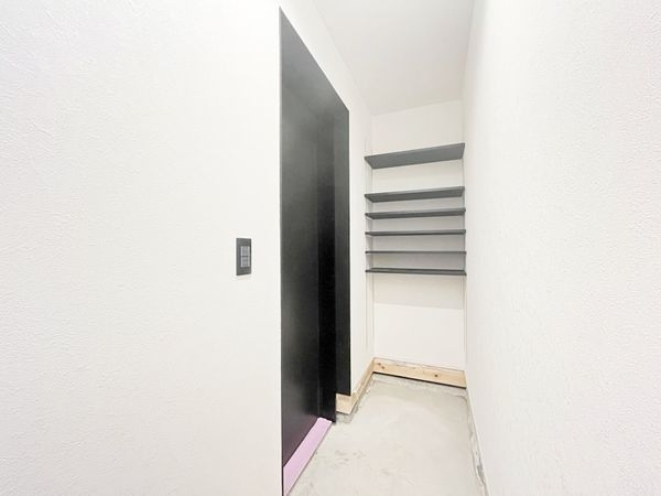 西宮市上田中町　新築一戸建て