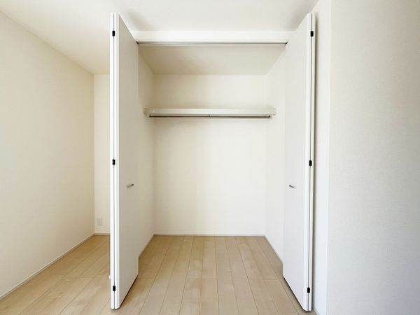 尼崎市常松１丁目　新築一戸建て　３期　１号棟