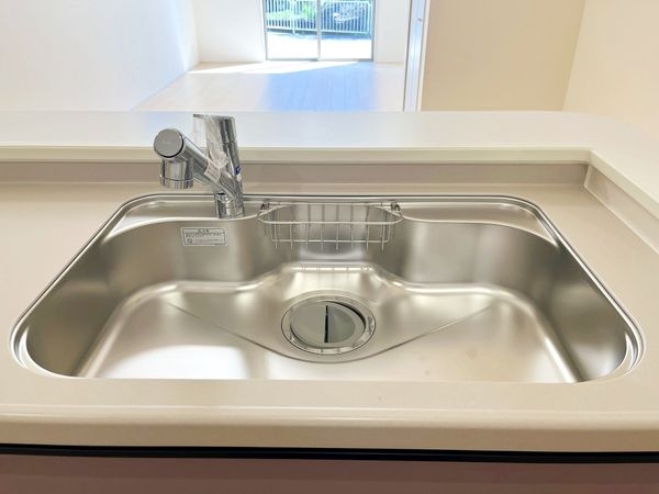 尼崎市常松１丁目　新築一戸建て　３期　１号棟