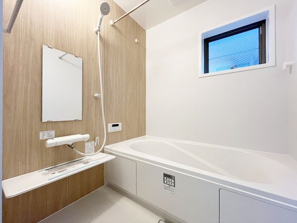 尼崎市常松１丁目　新築一戸建て　３期　１号棟