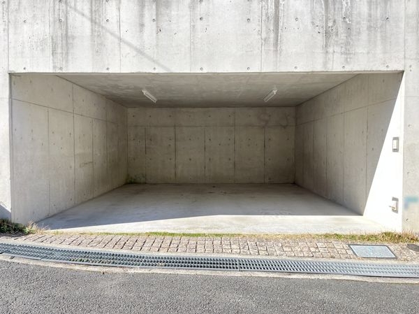 西宮市苦楽園四番町の中古一戸建て