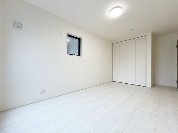 尼崎市食満６丁目　新築一戸建て　３期　全１区画