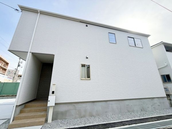 宝塚市小浜4丁目 新築一戸建て 1期 2号棟