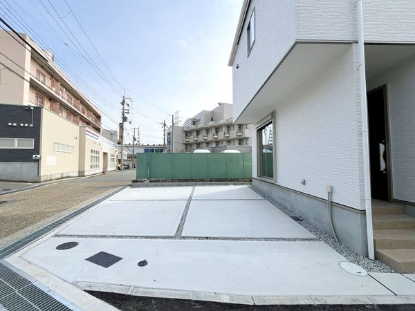 宝塚市小浜４丁目　新築一戸建て　１期　２号棟