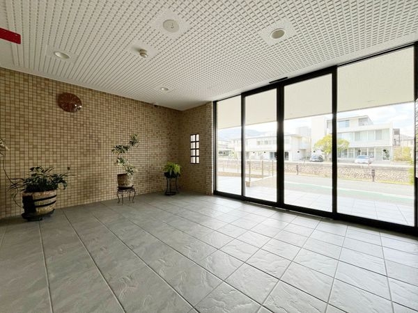 フォルム逆瀬川　中古マンション