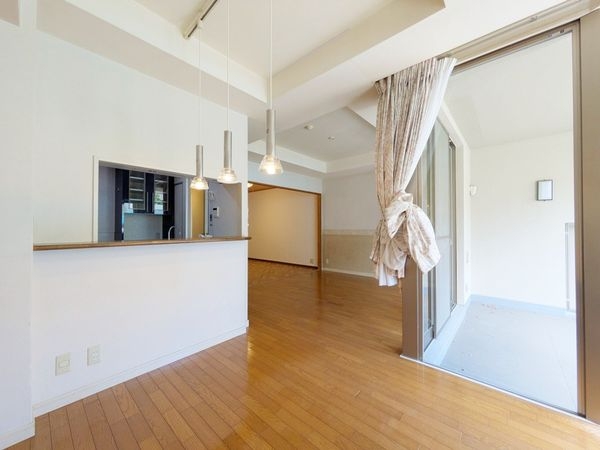ファミール芦屋ガーデンスクエア１番館　中古マンション