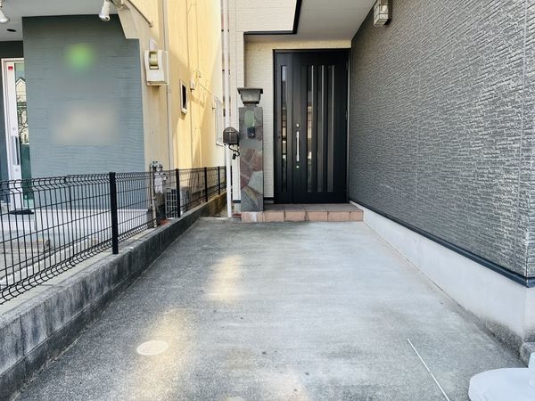 西宮市分銅町の中古一戸建て