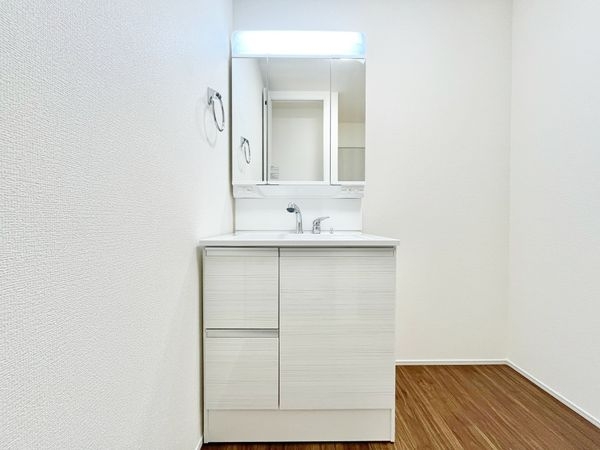 尼崎市今福２丁目　新築一戸建て　３号棟