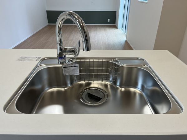 尼崎市塚口町５丁目　新築一戸建て　１期　１号棟