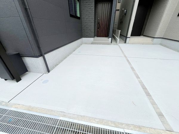 尼崎市塚口町５丁目　新築一戸建て　１期　２号棟