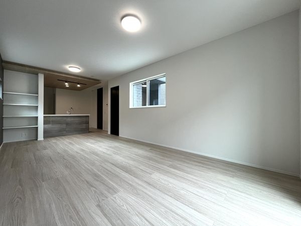 尼崎市塚口町５丁目　新築一戸建て　１期　２号棟