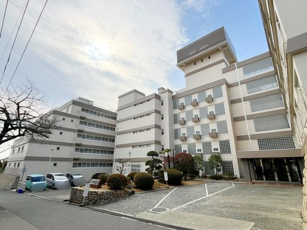 芦屋ロイヤルハイツ　中古マンション