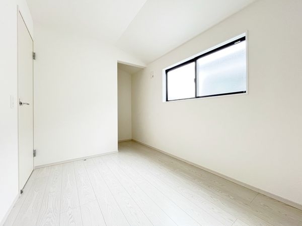 西宮市浜甲子園１丁目　新築一戸建て　１期　３号棟