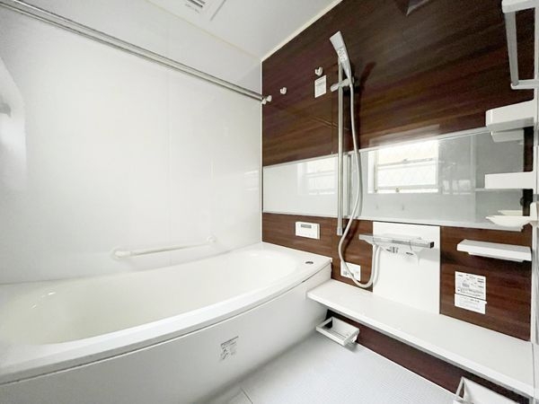 尼崎市瓦宮２丁目　中古一戸建て