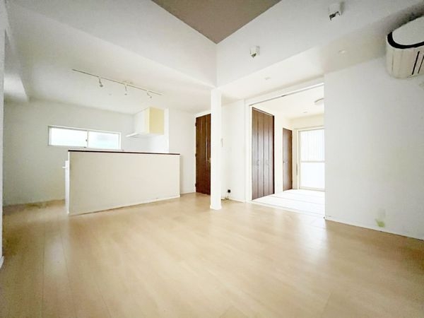 尼崎市瓦宮２丁目　中古一戸建て