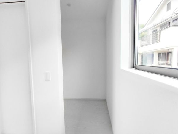 宝塚市花屋敷つつじガ丘　新築一戸建て　１期　１号棟