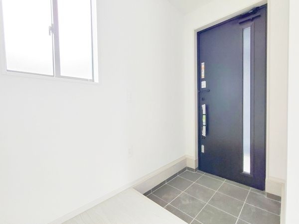 宝塚市花屋敷つつじガ丘　新築一戸建て　１期　１号棟