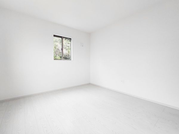宝塚市花屋敷つつじガ丘　新築一戸建て　１期　１号棟