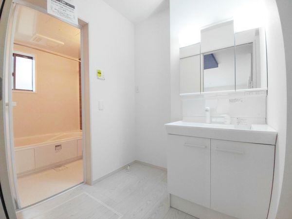 宝塚市花屋敷つつじガ丘　新築一戸建て　１期　１号棟