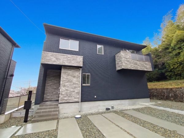 宝塚市花屋敷つつじガ丘 新築一戸建て 1期 2号棟