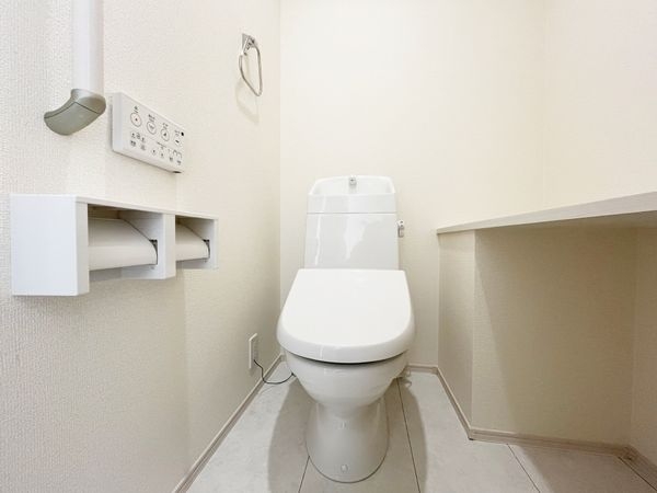 西宮市浜甲子園２丁目　新築一戸建て　１号棟