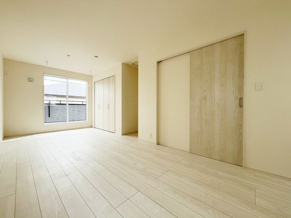 西宮市浜甲子園２丁目　新築一戸建て　１号棟