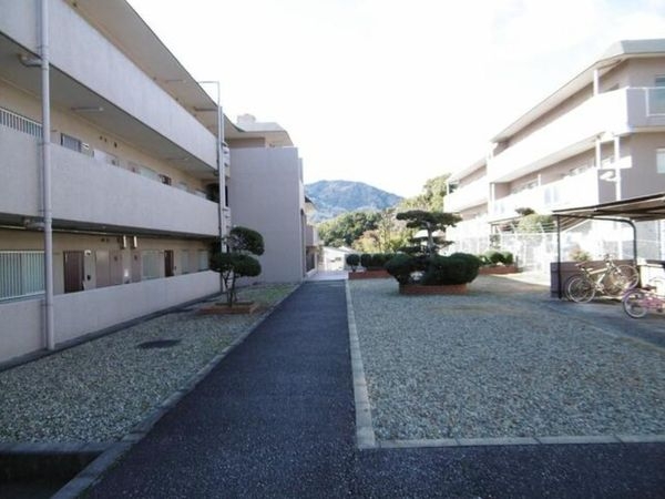 宝塚リッツハウスB棟　中古マンション