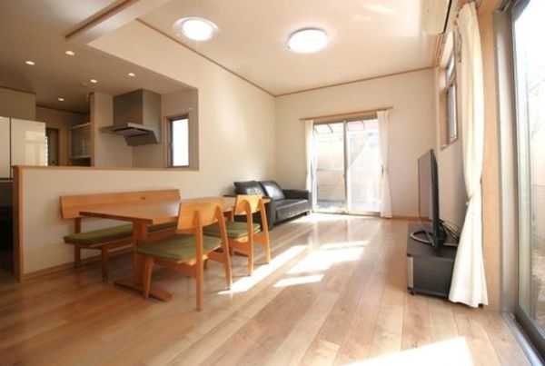 西宮市上ケ原山田町　中古一戸建て
